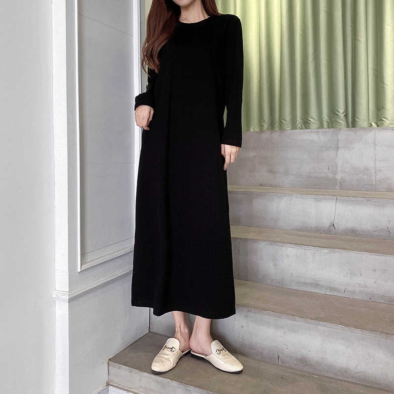 Plus Size Cotton Round Neck Mid-Length Dress, Loose Fit Short Sleeve & Long Sleeve, Slimming Straight Skirt for Spring & Summer Plus Size Cotton Round Neck Mid-Length Dress, Loose Fit Short Sleeve & Long Sleeve, Slimming Straight Skirt for Spring & Summer