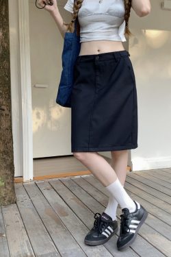 Plus Size Dark Blue Summer Skirt for Women - Slimming Knee-Length Straight Skirt - Chic Plus-Size Fashion Essential