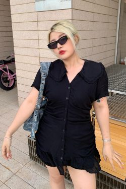 Plus Size Elegant A-Line Little Black Dress, Pleated Chiffon Commuter Style, French-Inspired Design for Effortless Chic Look