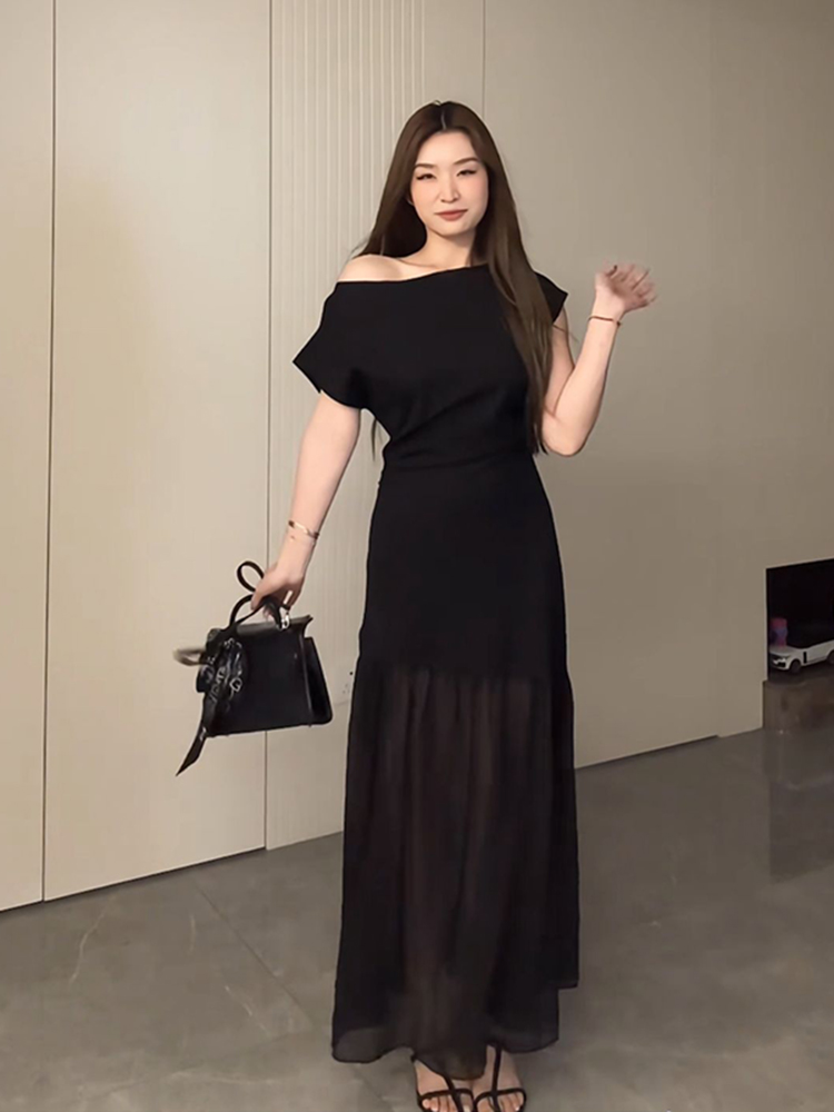 Plus-Size Flattering Off-Shoulder Summer Dress, Long Patchwork Little Black Dress for Women, Trendy and Fashionable Design Plus-Size Flattering Off-Shoulder Summer Dress, Long Patchwork Little Black Dress for Women, Trendy and Fashionable Design