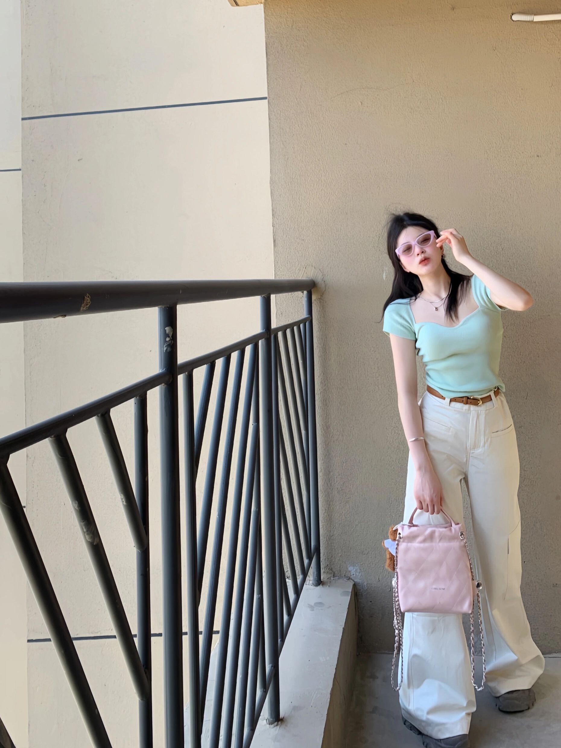 Plus-Size Flattering Square Neck Short Sleeve Knitted Top for Girls - Stylish Summer Essential, Cute and Slimming Design Plus-Size Flattering Square Neck Short Sleeve Knitted Top for Girls - Stylish Summer Essential, Cute and Slimming Design