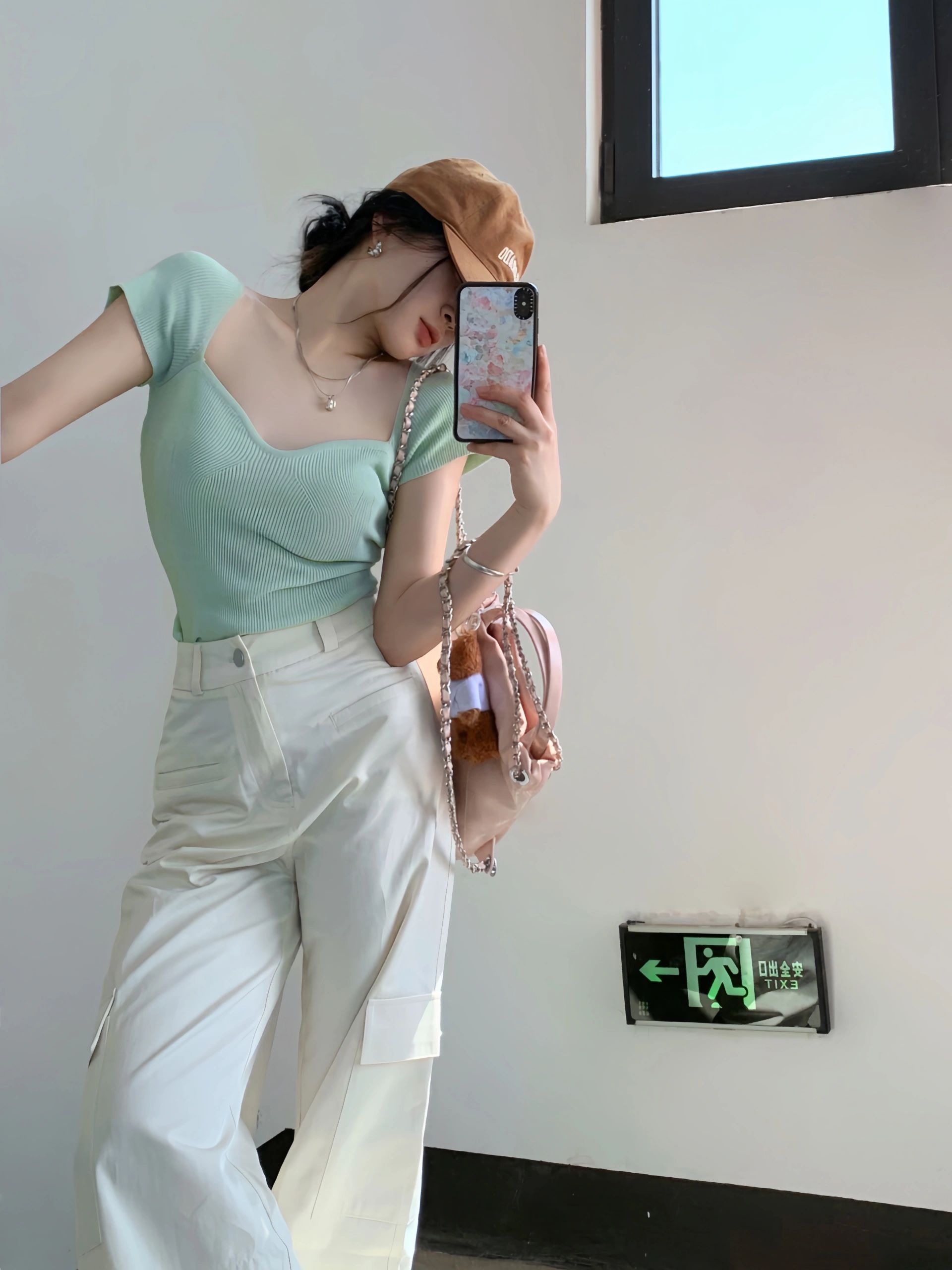 Plus-Size Flattering Square Neck Short Sleeve Knitted Top for Girls - Stylish Summer Essential, Cute and Slimming Design Plus-Size Flattering Square Neck Short Sleeve Knitted Top for Girls - Stylish Summer Essential, Cute and Slimming Design