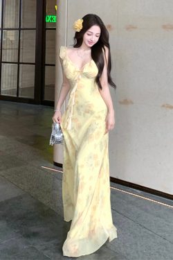 Plus-Size Floral Ruffled Strap Dress for Women - Summer French Style, Waist-Cinching, Elegant Long Dress for Vacation Vibes