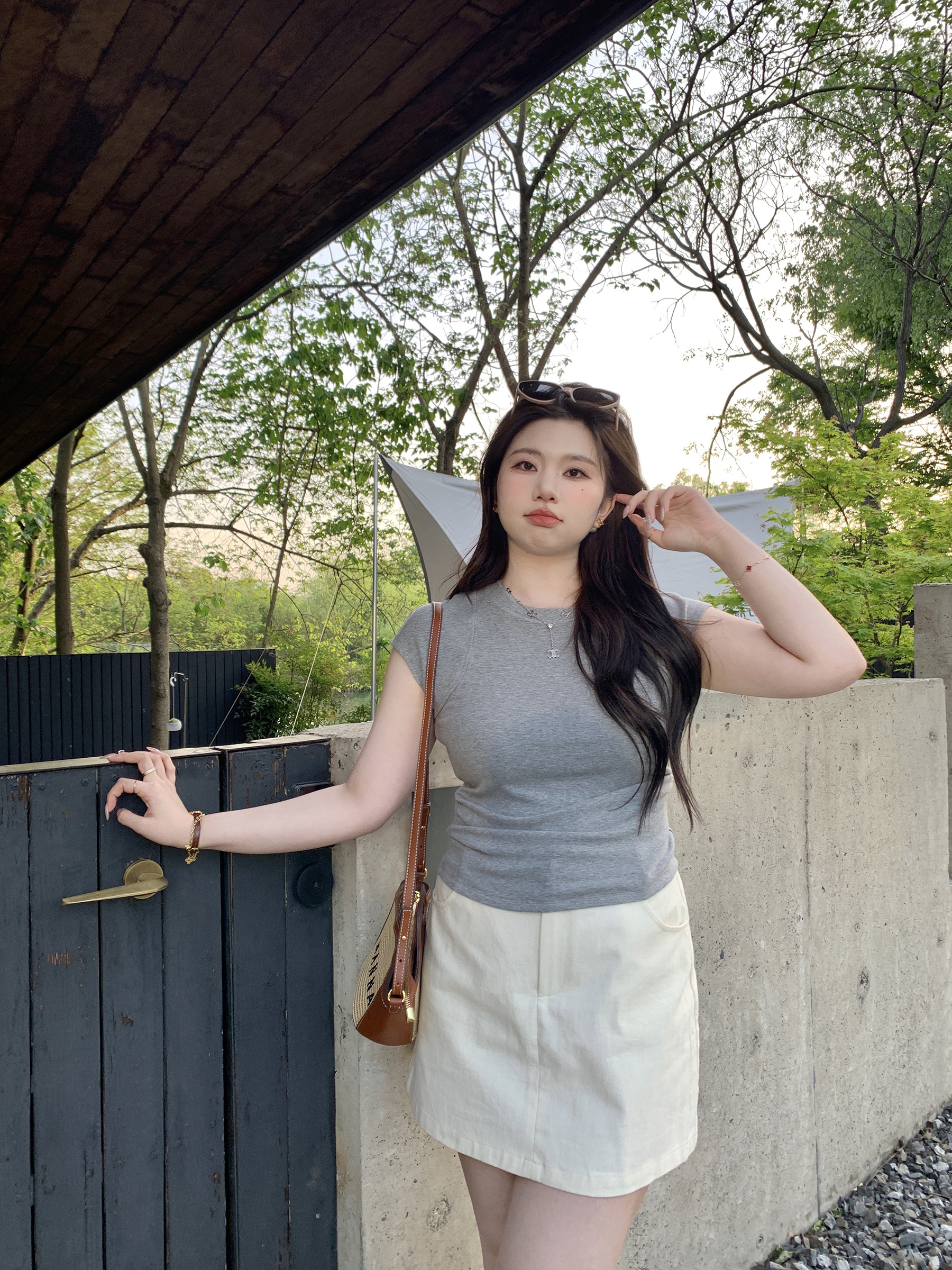 Plus-Size Flutter Sleeve Pleated Top for Curvy Figures - Easy to Wear, Flattering Short Sleeve Design, Perfect for Everyday Style Plus-Size Flutter Sleeve Pleated Top for Curvy Figures - Easy to Wear, Flattering Short Sleeve Design, Perfect for Everyday Style