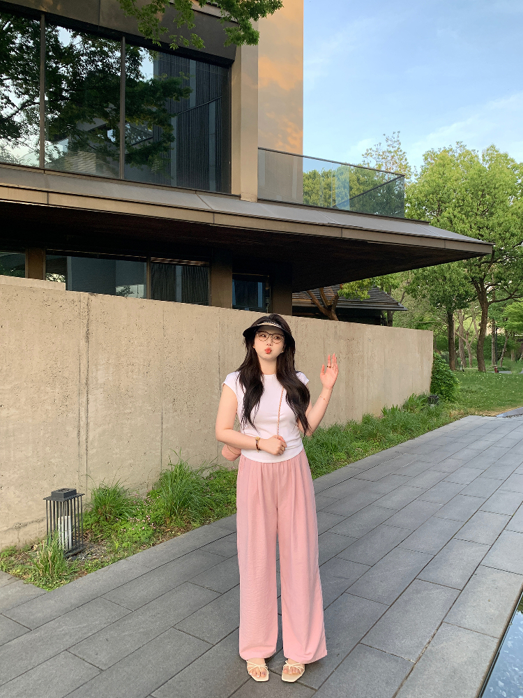 Plus-Size Flutter Sleeve Pleated Top for Curvy Figures - Easy to Wear, Flattering Short Sleeve Design, Perfect for Everyday Style Plus-Size Flutter Sleeve Pleated Top for Curvy Figures - Easy to Wear, Flattering Short Sleeve Design, Perfect for Everyday Style