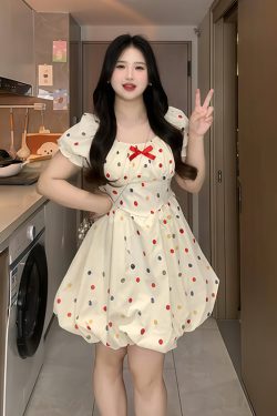 Plus-Size French-Style Polka Dot Bowknot Dress - Summer Slimming Puff Skirt for Flattering Fit, Gentle Sweet Look