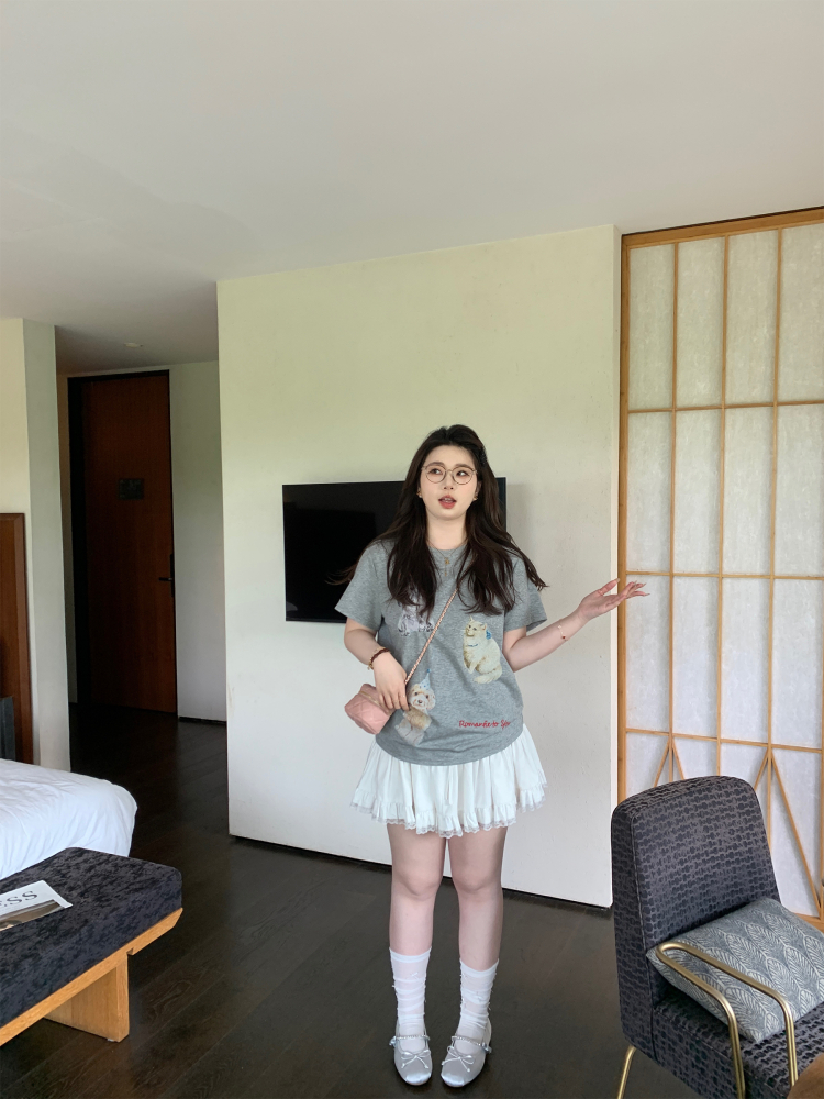 Plus Size Gray Cartoon Print Animal Party T-Shirt - Loose Fit Short Sleeve Top for Casual Style Plus Size Gray Cartoon Print Animal Party T-Shirt - Loose Fit Short Sleeve Top for Casual Style