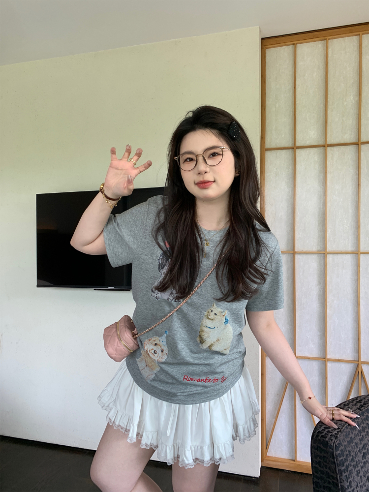 Plus Size Gray Cartoon Print Animal Party T-Shirt - Loose Fit Short Sleeve Top for Casual Style Plus Size Gray Cartoon Print Animal Party T-Shirt - Loose Fit Short Sleeve Top for Casual Style