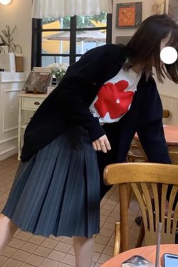 Plus-Size Gray Striped High-Waisted A-Line Mid-Length Pleated Skirt for Women - Summer Fashion Essential