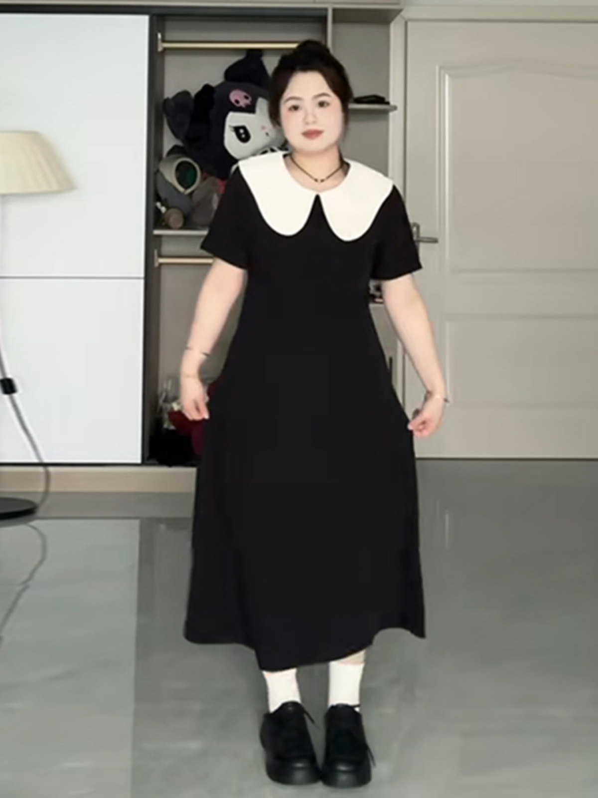 Plus-Size Hepburn-Style Summer Dress with Bellflower Design, Slimming Waist, French Doll Collar, Vintage Tea Dress for Curvy Women Plus-Size Hepburn-Style Summer Dress with Bellflower Design, Slimming Waist, French Doll Collar, Vintage Tea Dress for Curvy Women