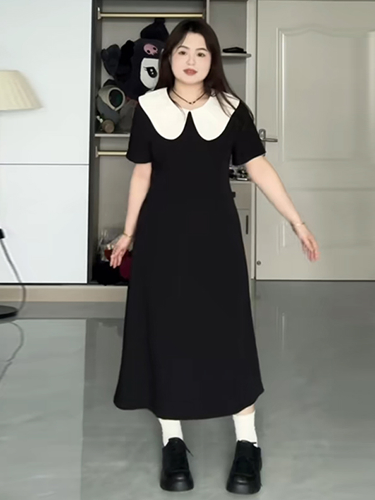 Plus-Size Hepburn-Style Summer Dress with Bellflower Design, Slimming Waist, French Doll Collar, Vintage Tea Dress for Curvy Women Plus-Size Hepburn-Style Summer Dress with Bellflower Design, Slimming Waist, French Doll Collar, Vintage Tea Dress for Curvy Women