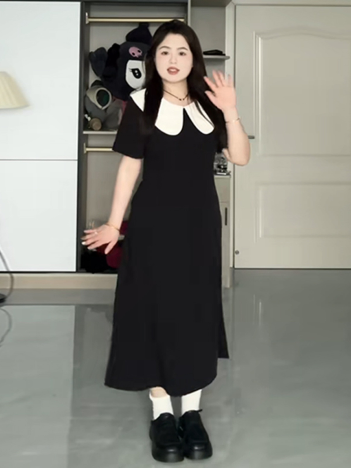 Plus-Size Hepburn-Style Summer Dress with Bellflower Design, Slimming Waist, French Doll Collar, Vintage Tea Dress for Curvy Women Plus-Size Hepburn-Style Summer Dress with Bellflower Design, Slimming Waist, French Doll Collar, Vintage Tea Dress for Curvy Women