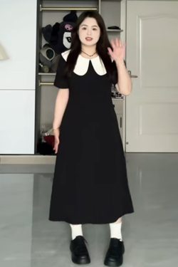 Plus-Size Hepburn-Style Summer Dress with Bellflower Design, Slimming Waist, French Doll Collar, Vintage Tea Dress for Curvy Women