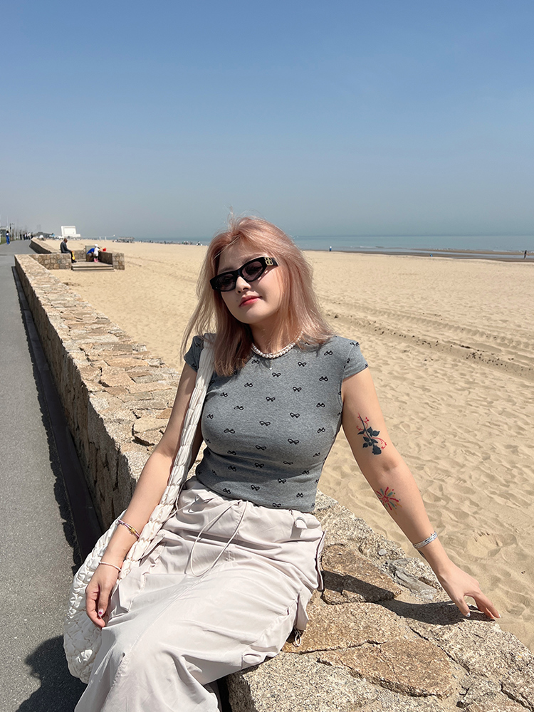 Plus Size High Waist Slimming Midi Skirt - Versatile American Style Work Skirt for Summer Fashion Plus Size High Waist Slimming Midi Skirt - Versatile American Style Work Skirt for Summer Fashion