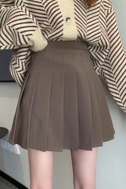 Plus Size High-Waisted A-Line Plaid Wool Pleated Skirt for Autumn Winter - Flattering Short Skirt for Curvy Women and Students