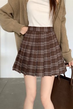 Plus Size High-Waisted A-Line Plaid Wool Pleated Skirt for Autumn Winter - Flattering Short Skirt for Curvy Women and Students