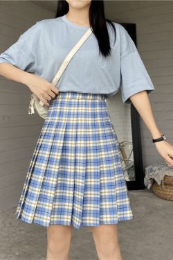 Plus Size High-Waisted Plaid Pleated Mid-Length Skirt, A-Line Puff Skirt in JK Style for Women, Trendy 90s Inspired Fashion