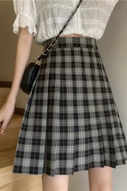 Plus Size High-Waisted Plaid Pleated Mid-Length Skirt, A-Line Puff Skirt in JK Style for Women, Trendy 90s Inspired Fashion
