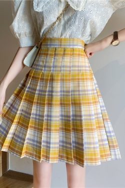 Plus Size High-Waisted Plaid Pleated Mid-Length Skirt, A-Line Puff Skirt in JK Style for Women, Trendy 90s Inspired Fashion
