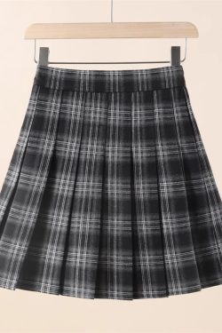 Plus Size High-Waisted Plaid Pleated Skirt for Women - 2025 Spring Summer College Style Short Skirt, Anti-Exposure Design