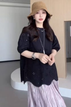 Plus Size Hollowed-Out Lace Short Sleeve Shirt for Women - Flattering Loose Fit, Perfect for Curvy Figures, Stylish and Comfortable