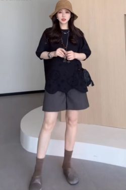 Plus Size Hollowed-Out Lace Short Sleeve Shirt for Women - Flattering Loose Fit, Perfect for Curvy Figures, Stylish and Comfortable