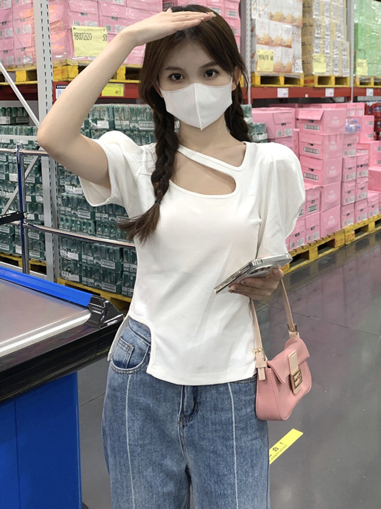 Plus-Size Irregular Short Sleeve T-Shirt for Women - Summer Korean Design, Slim Fit, Flattering Cropped Shoulder Top Plus-Size Irregular Short Sleeve T-Shirt for Women - Summer Korean Design, Slim Fit, Flattering Cropped Shoulder Top