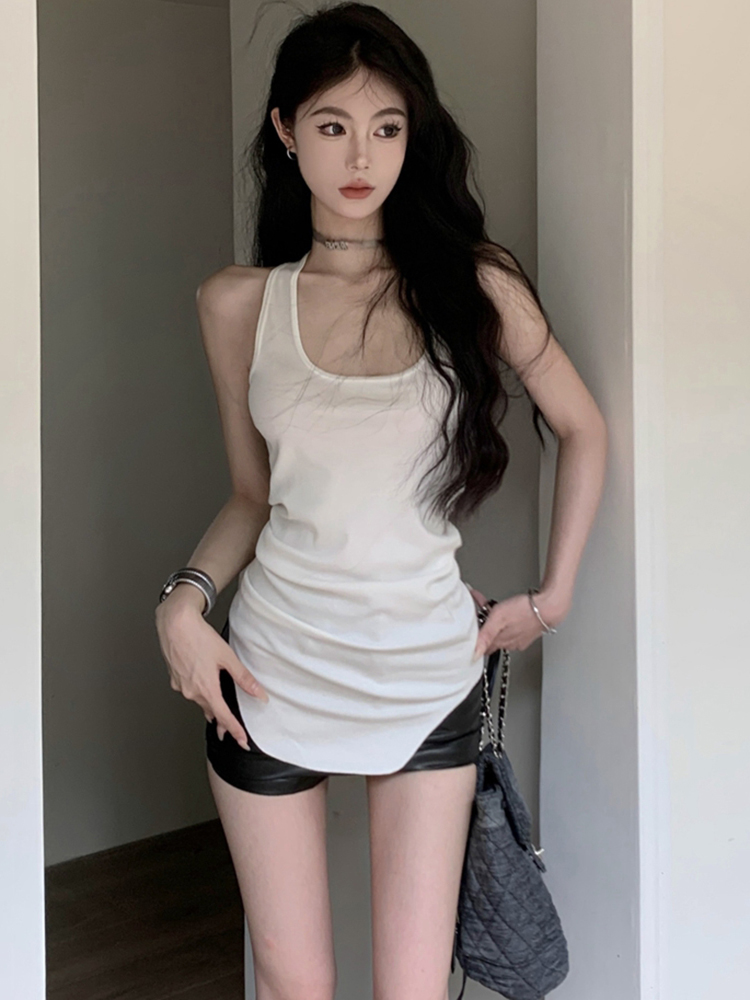 Plus Size Irregular Sleeveless Tank Top for Women, Flattering Summer Wear, American Style, Casual Chic Fashion Plus Size Irregular Sleeveless Tank Top for Women, Flattering Summer Wear, American Style, Casual Chic Fashion