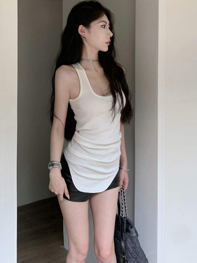 Plus Size Irregular Sleeveless Tank Top for Women, Flattering Summer Wear, American Style, Casual Chic Fashion Plus Size Irregular Sleeveless Tank Top for Women, Flattering Summer Wear, American Style, Casual Chic Fashion