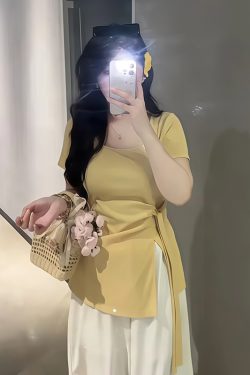 Plus-Size Irregular U-Neck Short Sleeve T-Shirt for Women - Flattering Cinched Waist, Summer Essential, French Design