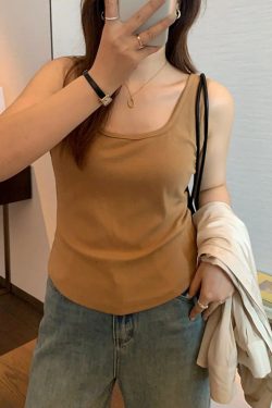 Plus Size Korean-Style Sleeveless Top with Wide Shoulder Straps, Flattering Fit for Chubby Figures, Ideal Base Layer for Women