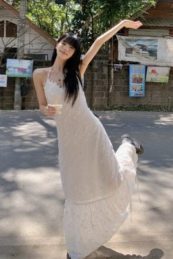 Plus-Size Lace Camisole Dress for Women, Summer French Style, Loose-Fitting Backless A-Line Long Dress, Slimming 90s Inspired Fashion