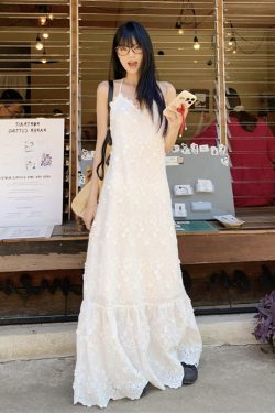 Plus-Size Lace Camisole Dress for Women, Summer French Style, Loose-Fitting Backless A-Line Long Dress, Slimming 90s Inspired Fashion