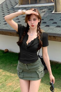 Plus Size Lace Spliced Button V-Neck Short Sleeve T-Shirt for Women - Summer Slim Fit Faux Two-Piece Top in Pure Desire Style