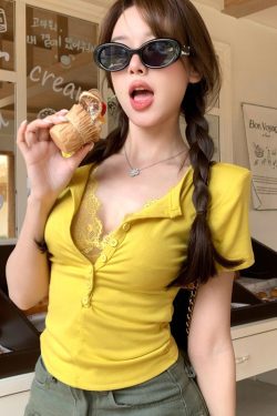 Plus Size Lace Spliced Button V-Neck Short Sleeve T-Shirt for Women - Summer Slim Fit Faux Two-Piece Top in Pure Desire Style