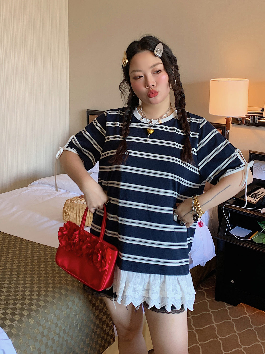 Plus Size Lace Spliced Striped T-Shirt for Women, Short Sleeve Summer 2025 Style, Unique and Trendy Top Plus Size Lace Spliced Striped T-Shirt for Women, Short Sleeve Summer 2025 Style, Unique and Trendy Top