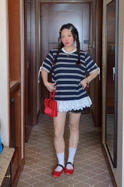 Plus Size Lace Spliced Striped T-Shirt for Women, Short Sleeve Summer 2025 Style, Unique and Trendy Top