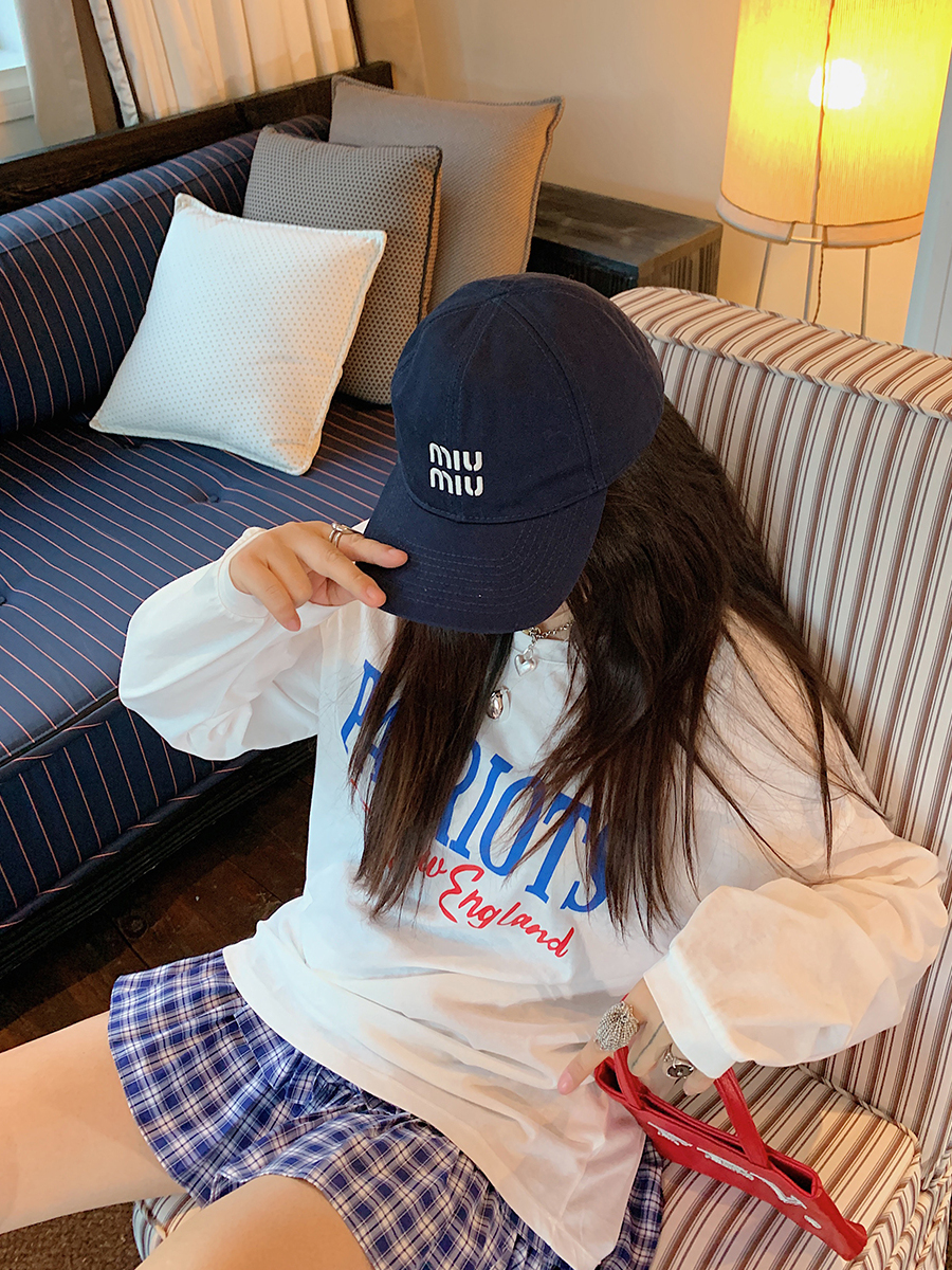 Plus Size Loose Fit Long Sleeve Sun Protection T-Shirt for Women - 2025 Summer Fashion, Casual Style, Outdoor Essential Plus Size Loose Fit Long Sleeve Sun Protection T-Shirt for Women - 2025 Summer Fashion, Casual Style, Outdoor Essential