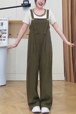 Plus-Size Loose-Fitting Summer Jumpsuit for Curvy Women, Slimming Wide-Leg Design, Trendy Chic Look, Perfect for Casual Outings
