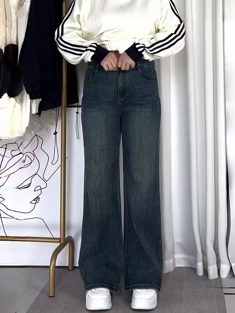 Plus-Size Loose Straight-Leg Jeans for Pear-Shaped Figures, Slimming Fit for Thick Thighs and Wide Hips, Trendy Comfort Fashion Plus-Size Loose Straight-Leg Jeans for Pear-Shaped Figures, Slimming Fit for Thick Thighs and Wide Hips, Trendy Comfort Fashion