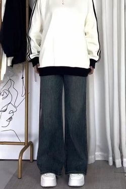 Plus-Size Loose Straight-Leg Jeans for Pear-Shaped Figures, Slimming Fit for Thick Thighs and Wide Hips, Trendy Comfort Fashion