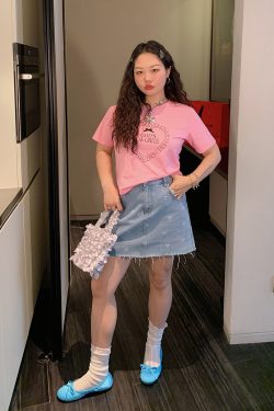 Plus Size Love Heart Bow Short Sleeve T-shirt for Women - Unique Beautiful Design - Spring/Summer 2025 - Y2K Korean Style Fashion