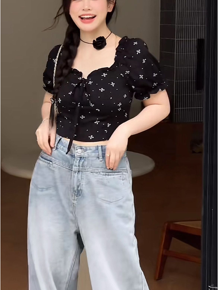 Plus Size Off-Shoulder High-Waisted Top - Flattering Short Shirt for Curvy Figures, Summer Vibe Sweet and Spicy Style Plus Size Off-Shoulder High-Waisted Top - Flattering Short Shirt for Curvy Figures, Summer Vibe Sweet and Spicy Style