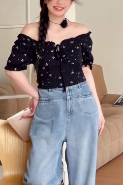 Plus Size Off-Shoulder High-Waisted Top - Flattering Short Shirt for Curvy Figures, Summer Vibe Sweet and Spicy Style