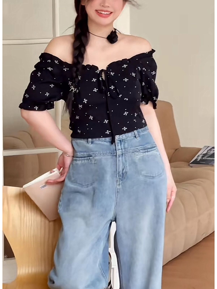 Plus Size Off-Shoulder High-Waisted Top - Flattering Short Shirt for Curvy Figures, Summer Vibe Sweet and Spicy Style Plus Size Off-Shoulder High-Waisted Top - Flattering Short Shirt for Curvy Figures, Summer Vibe Sweet and Spicy Style