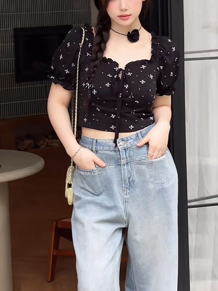 Plus Size Off-Shoulder High-Waisted Top - Flattering Short Shirt for Curvy Figures, Summer Vibe Sweet and Spicy Style Plus Size Off-Shoulder High-Waisted Top - Flattering Short Shirt for Curvy Figures, Summer Vibe Sweet and Spicy Style