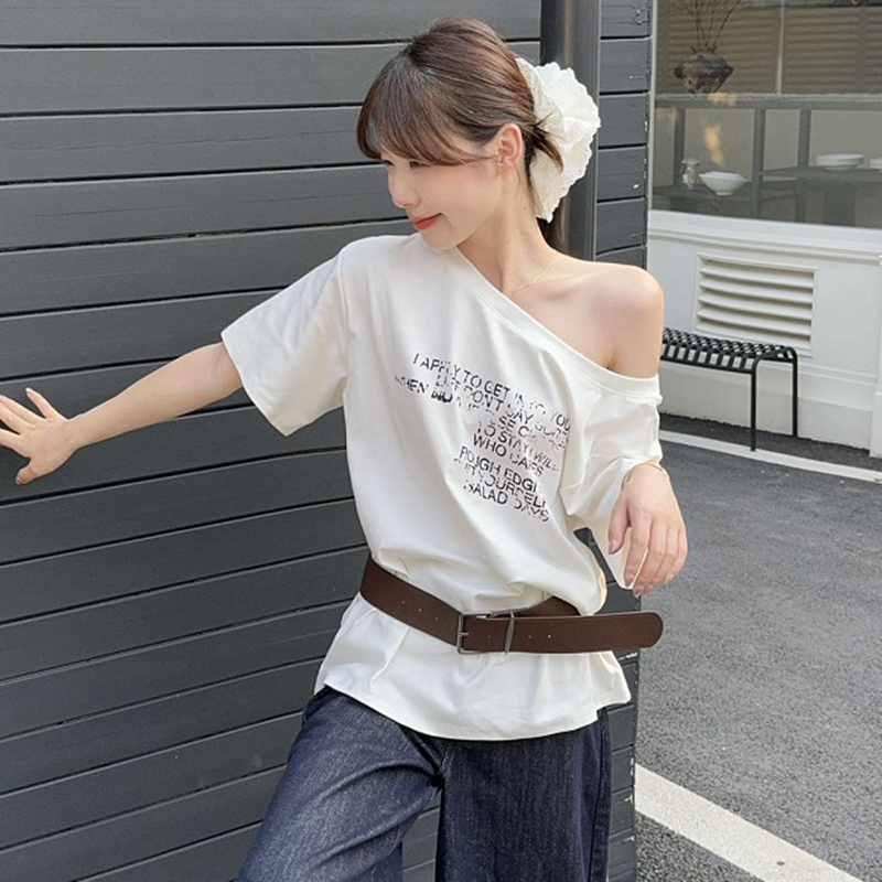 Plus Size Off-Shoulder Letter Print T-Shirt for Women, Summer Loose Fit Top, Flattering Curvy Style, Belly Coverage, Casual American Fashion Plus Size Off-Shoulder Letter Print T-Shirt for Women, Summer Loose Fit Top, Flattering Curvy Style, Belly Coverage, Casual American Fashion