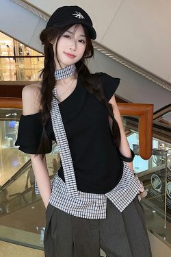 Plus Size Off-Shoulder Short Sleeve T-Shirt for Women, Summer Spliced Faux Two-Piece Top, Sweet and Spicy Slim Fit Style