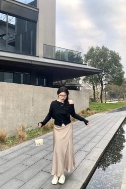 Plus Size One-Piece Satin Skirt with Flowing Diagonal Cut - Elegant Tea Break Beauty Atmosphere, Perfect for 90s and Y2K Styles