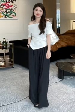 Plus-Size One-Shoulder Short Sleeve T-Shirt for Women - Spicy Girl Irregular Collarbone Summer Top, Slim Fit, Trendy Temperament Style